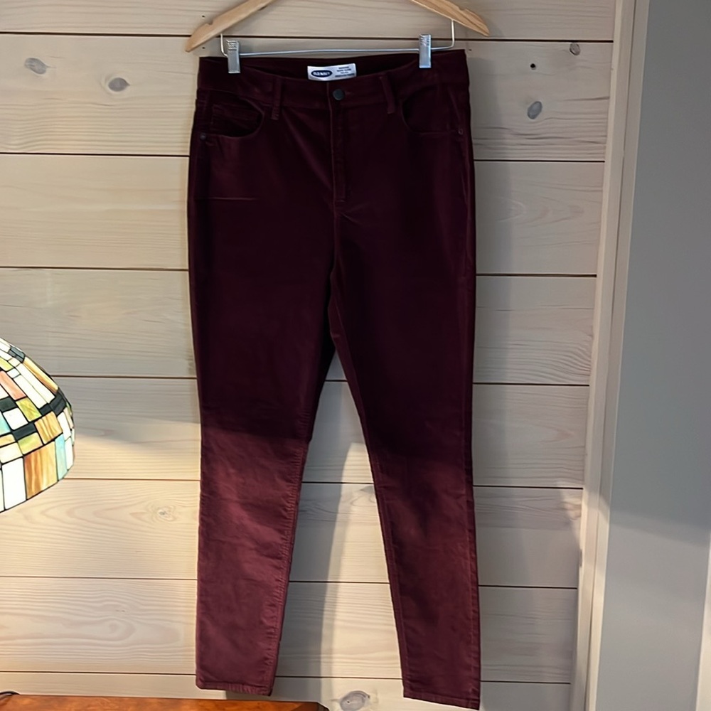 Old Navy burg high rise skinny velvet jeans 12